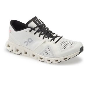 Brand new On Cloud - Cloud X Training Shoe -women